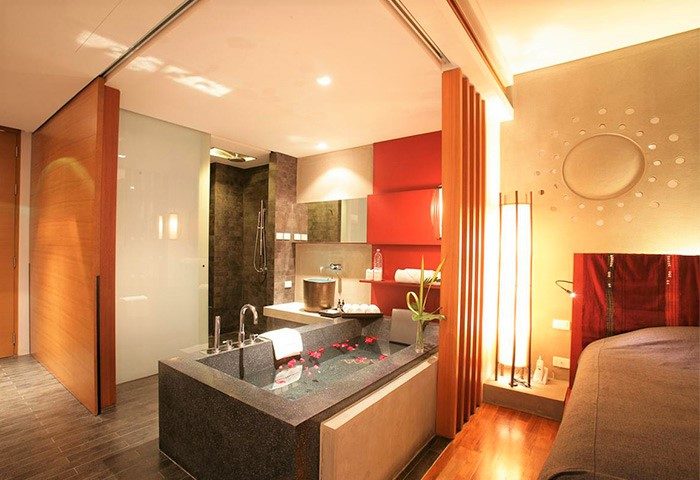 Veranda High Resort Chiang Mai MGallery bathroom. Gay-friendly hotel with modern design, bathtub, shower, and bedroom. Luxury travel in Thailand.