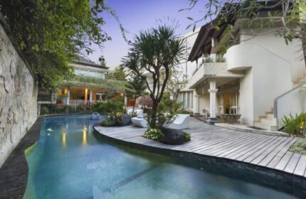 Villa Kresna Boutique and Suites pool view. Gay-friendly hotel with suites and a boutique. Luxury travel for gay men. Bali vacation.