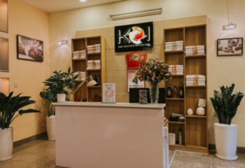 Guu Spa Ho Chi Minh reception area. Gay travel spa in Vietnam. Boutique spa for men with towels, plants, and a modern design. #gaytravel