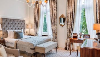 Top Luxury Lakefront Gay Hotel Hamburg Fairmont Hotel Vier Jahreszeiten