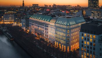 Best Lakefront Gay Hotel Hamburg Fairmont Hotel Vier Jahreszeiten