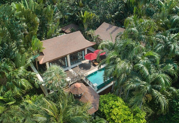 InterContinental Pattaya Resort pool villa. Peaceful gay-friendly hotel on Pattaya Beach, Thailand. Lush tropical garden view.