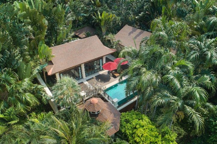 InterContinental Pattaya Resort pool villa. Peaceful gay-friendly hotel on Pattaya Beach, Thailand. Lush tropical garden view.
