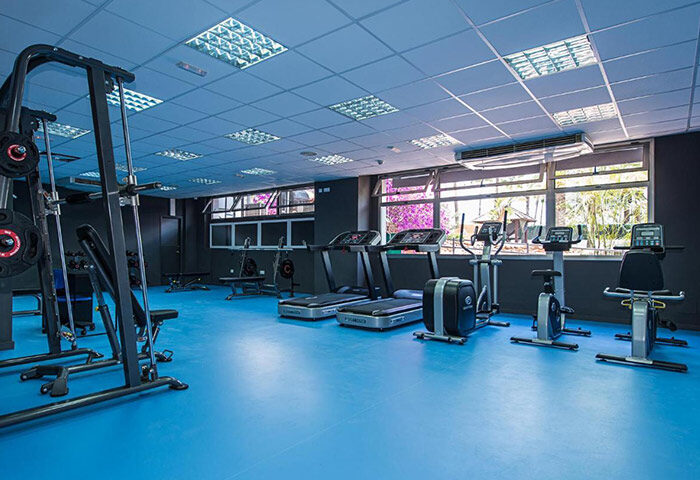 AxelBeach Maspalomas Apart & Lounge Club gym. Adults-only hotel fitness center with weights, treadmills, and exercise bikes. Gay-friendly.