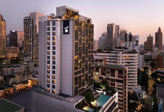 Novotel Top Gay Hotel Bangkok Sukhumvit 20 with Rooftop Pool