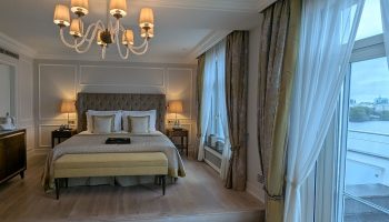 Best Luxury Honeymoon Gay Hotel Hamburg Fairmont Hotel Vier Jahreszeiten