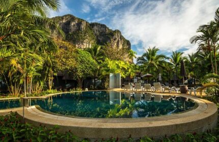 Peace Laguna Resort pool, a gay-friendly hotel in Ao Nang, Krabi. Perfect for a gay honeymoon or romantic getaway. Privacy assured.
