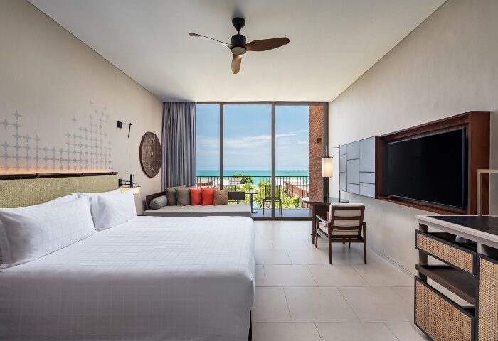 Best Luxury Beachfront Gay Hotel Pullman Khao Lak Resort