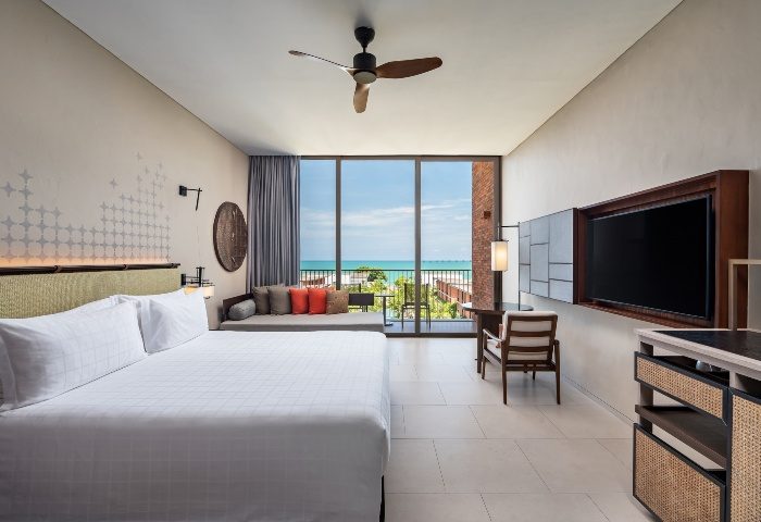 Best Luxury Beachfront Gay Hotel Pullman Khao Lak Resort