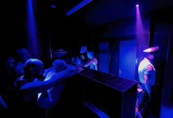 Best Sunday Hamburg Gay Cruise Clubs S.L.U.T. Club