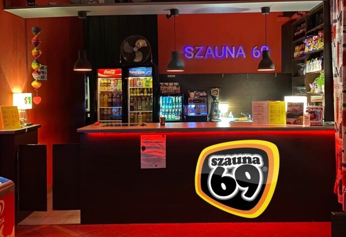 Szuna 69 bar area in Budapest. A popular gay sauna with drinks, snacks, and a relaxed atmosphere. Travel advice for gay men in Budapest.