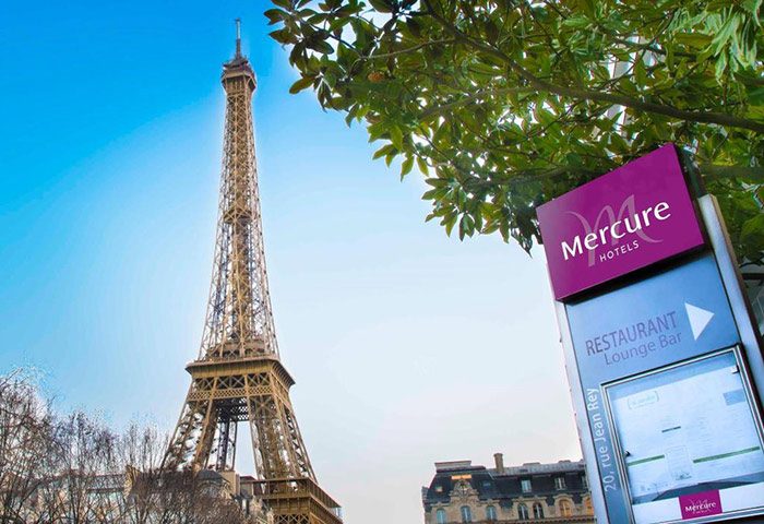 Mercure Paris Centre Tour Eiffel, a gay-friendly hotel with the Eiffel Tower view. Best location in Paris for gay travelers.