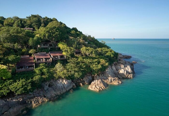Garrya Tongsai Bay Samui villas on a lush hillside. Top gay beach hotel in Koh Samui with private pool villas and stunning ocean views.