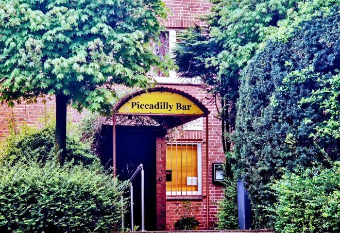 Piccadilly Bar Best Daddy Hamburg Gay Bars